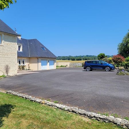 Osy Normandy Bed & Breakfast Russy ภายนอก รูปภาพ
